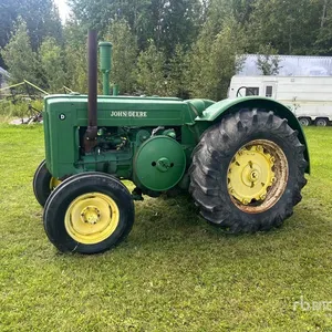 1947 John Deere D 2WD Wide Front Antique Tractor