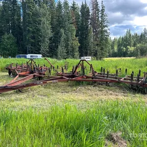 Morris Challenger 32 ft Cultivator (Inoperable)