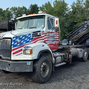 2017 Western Star 4700 crane truck