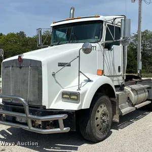 2014 Kenworth T800 semi truck