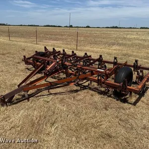 Field cultivator