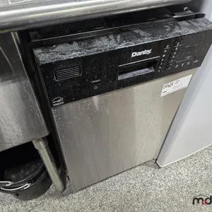 Danby Built-In Dishwasher
 UNRESERVED