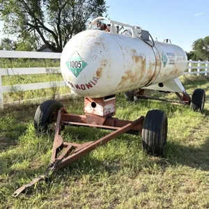 Anhydrous Ammonia Nurse Tank
(East)