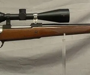 Ruger 77 Hawkeye .338 cal. WIN Mag rifle. Bolt