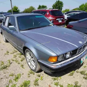 1988 BMW 735 SN: WBAGB3313J1630747