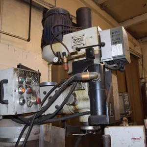 Vertical Knee Milling Machine