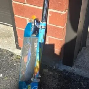 Hot Wheels Folding Inline Scooter