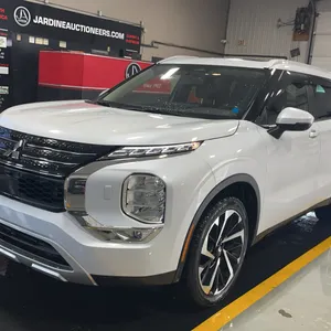 2023  Mitsubishi  Outlander  SE AWD 4dr SUV