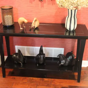 Console Table & Décor