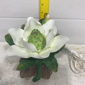 Vintage Ceramic Artichoke and Magnolia Flower Accent Lamp