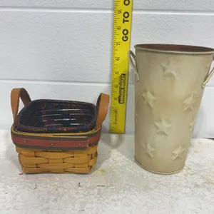 Vintage 1999 Longaberger Handwoven Basket/Galvanized Metal Star Bucket