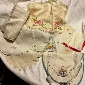 Linen Lot 7 Pieces