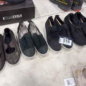 Lot of (4) Pairs of Asst. Women’s Shoes