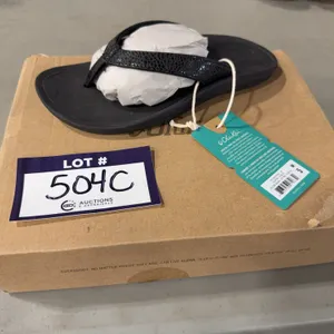 OluKai Women’s Kulapa Kai Size 5