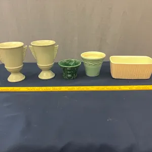 Vases and dish