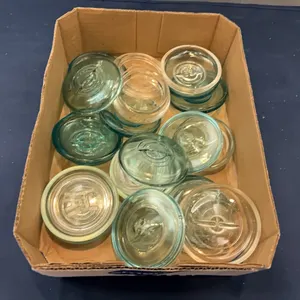 Glass jar lids
