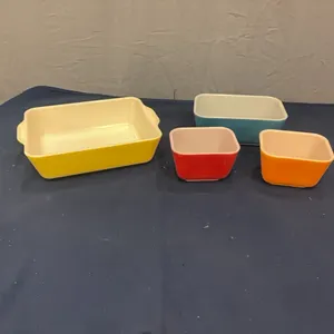 Pyrex dishes