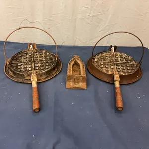 Waffle makers
