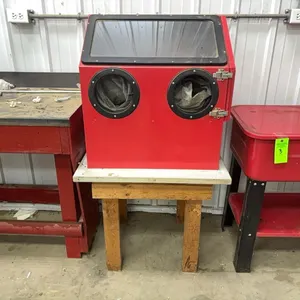 Central pneumatic benchtop blast cabinet with table