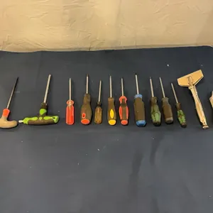 Screw drivers and grips