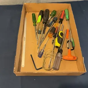Screw drivers