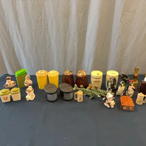 Salt & Pepper Shakers