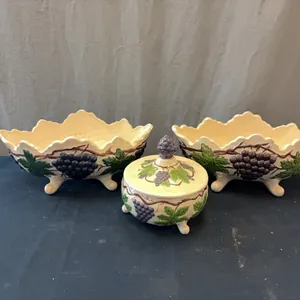 Grape Dishes