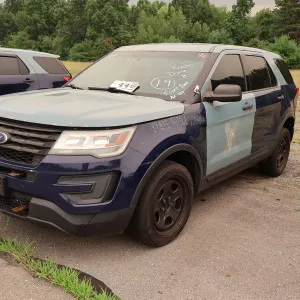 2016 Ford Explorer SUV (0249)
