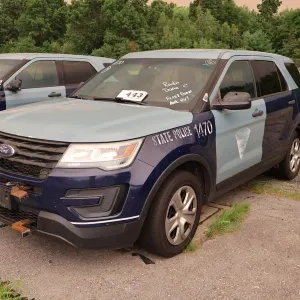 2016 Ford Explorer SUV (1470)