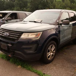 2016 Ford Explorer SUV (1003)