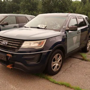 2016 Ford Explorer SUV (1796)