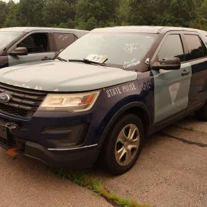 2017 Ford Explorer SUV (1618)
