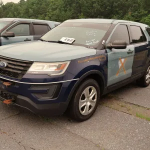 2017 Ford Explorer SUV (0984)