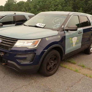 2017 Ford Explorer SUV (0498)