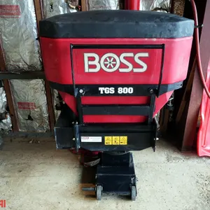Boss TGS 800 Tailgate Spreader