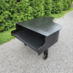 Stage Pop Grand Piano
