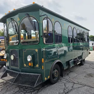 (#1) 2006 Ford F550 Trolley