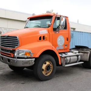 2005 Sterling LT9500 Series Tractor
