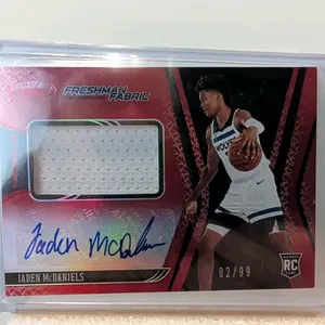A Jaden McDaniels Panini Certified Freshman Fabric Rookie Card. (Panini, 2020-21) A 2020-21 Panini Certified Basketball Freshman Fabric rookie card (N