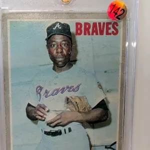 A 1970 Topps Hank Aaron Baseball Card #500. (Topps, 1970) A vintage Topps #500 baseball card depicting Hall of Famer Hank Aaron of the Atlanta Braves,