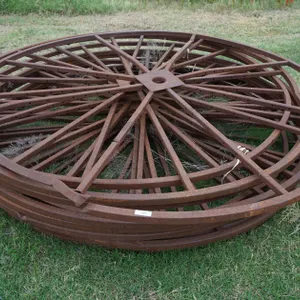 12 - 8' Metal Wheels