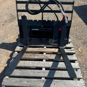GIYI GY-CYHC 28 in Mini Skid Steer Forks (Unused)
