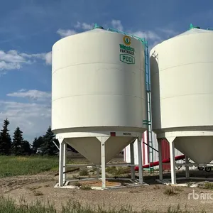 Westeel +/- 70 ton Smooth Wall Hopper Grain Bin