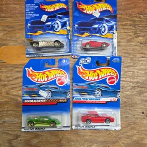 4 hotwheels diecast cars- sealed