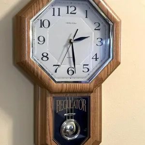 Regulator Quartz Clock, 18”
