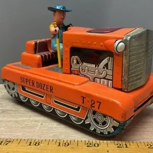 Tin Track Type Tractor Toy. Japan.