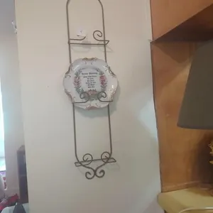 Metal plate display rack
