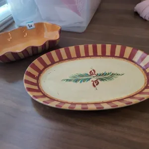 Platter and oblong bowl by Gail Pittman matches