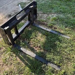New Universal Mount Pallet Forks 42"