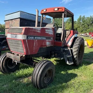 Case International 7110 Tractor